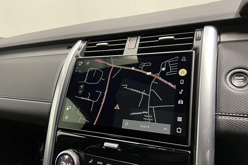 2024 (24) LAND ROVER DISCOVERY 3.0 D300 Dynamic HSE 5dr Auto 4917412