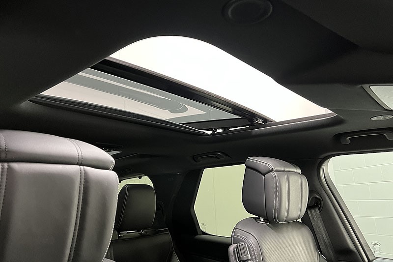 2024 (24) LAND ROVER DISCOVERY 3.0 D300 Dynamic HSE 5dr Auto 4917405