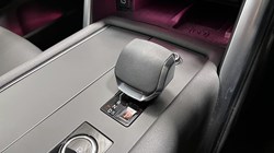 2024 (24) LAND ROVER DISCOVERY 3.0 D300 Dynamic HSE 5dr Auto 4917409