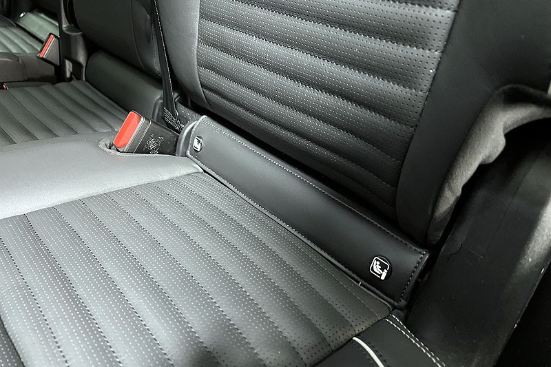 2024 (24) LAND ROVER DISCOVERY 3.0 D300 Dynamic HSE 5dr Auto 4917422