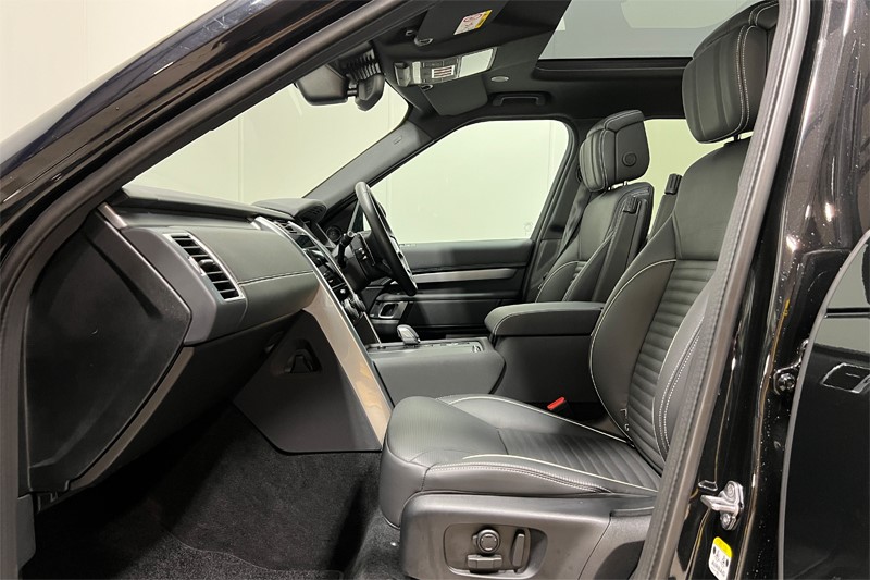 2024 (24) LAND ROVER DISCOVERY 3.0 D300 Dynamic HSE 5dr Auto 4917386