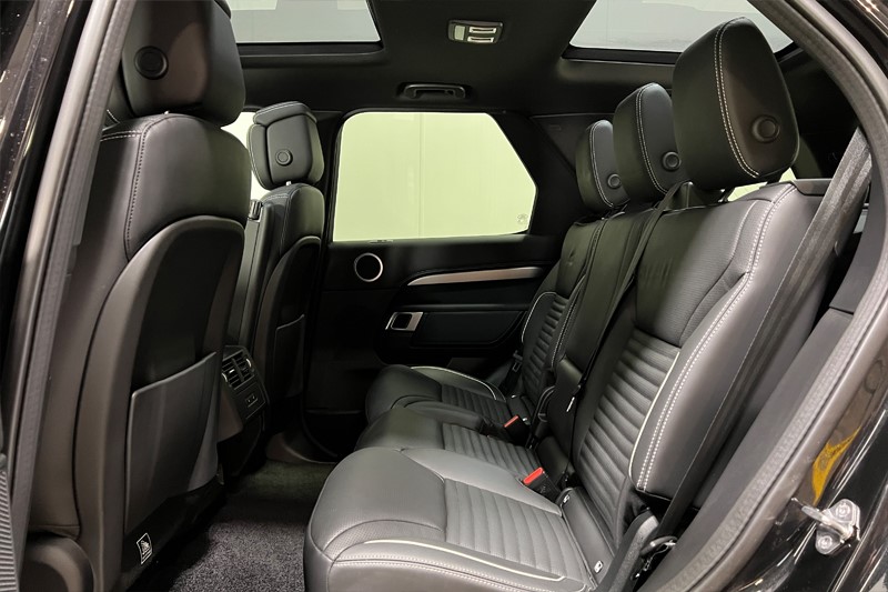 2024 (24) LAND ROVER DISCOVERY 3.0 D300 Dynamic HSE 5dr Auto 4917387