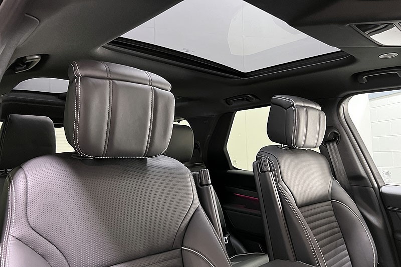 2024 (24) LAND ROVER DISCOVERY 3.0 D300 Dynamic HSE 5dr Auto 4917403