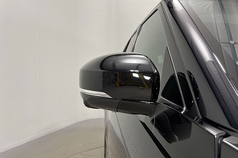 2024 (24) LAND ROVER DISCOVERY 3.0 D300 Dynamic HSE 5dr Auto 4917433