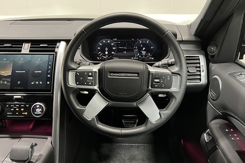 2024 (24) LAND ROVER DISCOVERY 3.0 D300 Dynamic HSE 5dr Auto 4917394