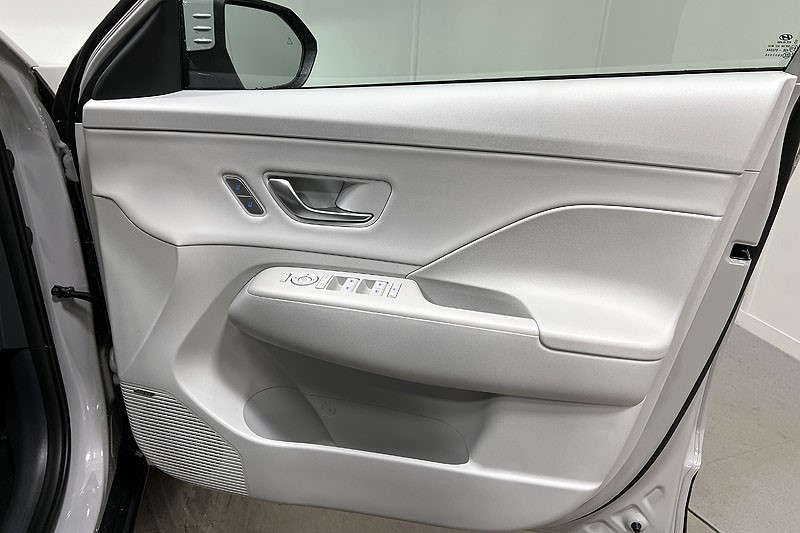 2024 (24) HYUNDAI KONA 1.6 GDi Hybrid Ultimate 5dr DCT 4928514