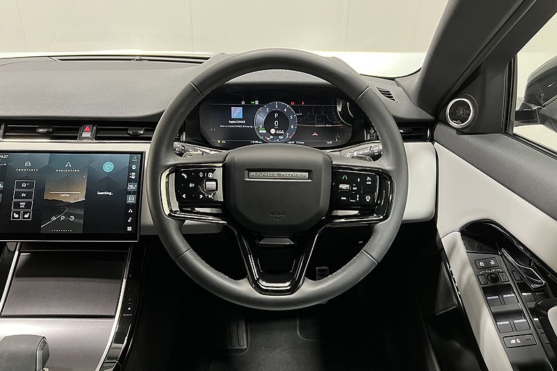 2025 (25) LAND ROVER RANGE ROVER EVOQUE 1.5 P270e Dynamic SE 5dr Auto 4932523