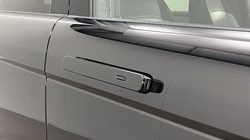 2025 (25) LAND ROVER RANGE ROVER EVOQUE 1.5 P270e Dynamic SE 5dr Auto 4932556