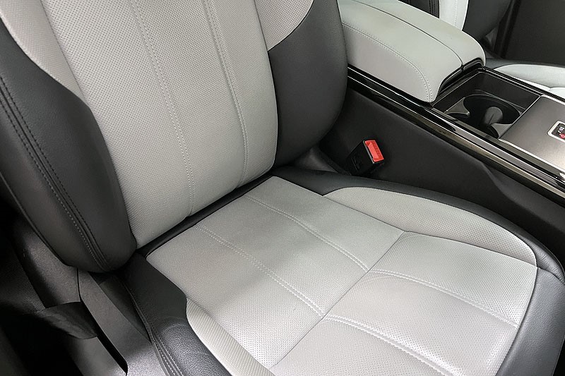 2025 (25) LAND ROVER RANGE ROVER EVOQUE 1.5 P270e Dynamic SE 5dr Auto 4932531