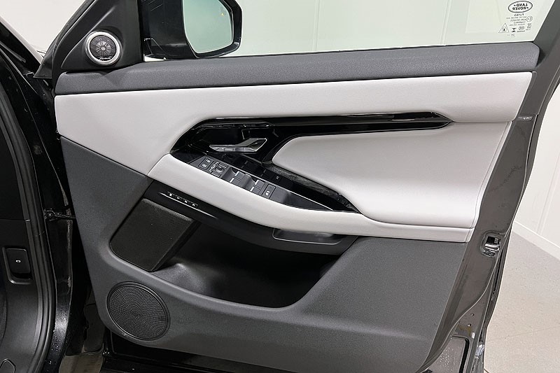 2025 (25) LAND ROVER RANGE ROVER EVOQUE 1.5 P270e Dynamic SE 5dr Auto 4932525