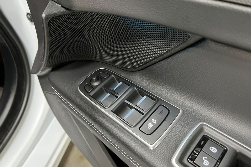 2019 (19) JAGUAR XF 2.0i [250] Chequered Flag 5dr Auto 4936809