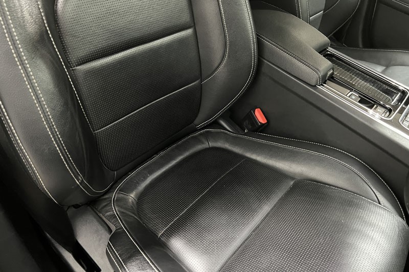 2019 (19) JAGUAR XF 2.0i [250] Chequered Flag 5dr Auto 4936811