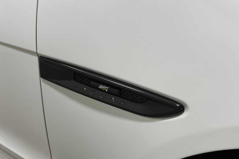 2019 (19) JAGUAR XF 2.0i [250] Chequered Flag 5dr Auto 4936837