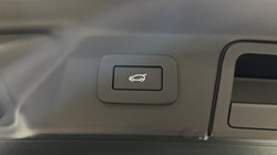 2025 (75) LAND ROVER RANGE ROVER VELAR 3.0 D300 MHEV Dynamic SE 5dr Auto 5653802