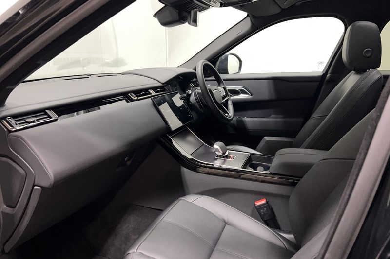 2025 (75) LAND ROVER RANGE ROVER VELAR 3.0 D300 MHEV Dynamic SE 5dr Auto 5653792
