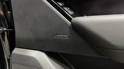 2025 (75) LAND ROVER RANGE ROVER VELAR 3.0 D300 MHEV Dynamic SE 5dr Auto 5653772