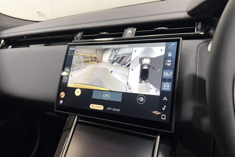 2025 (75) LAND ROVER RANGE ROVER VELAR 3.0 D300 MHEV Dynamic SE 5dr Auto 5653787