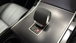 2025 (75) LAND ROVER RANGE ROVER VELAR 3.0 D300 MHEV Dynamic SE 5dr Auto 5653783