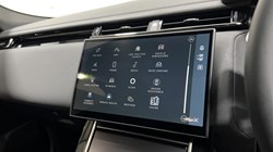 2025 (75) LAND ROVER RANGE ROVER VELAR 3.0 D300 MHEV Dynamic SE 5dr Auto 5653790