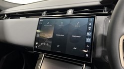 2025 (75) LAND ROVER RANGE ROVER VELAR 3.0 D300 MHEV Dynamic SE 5dr Auto 5653784