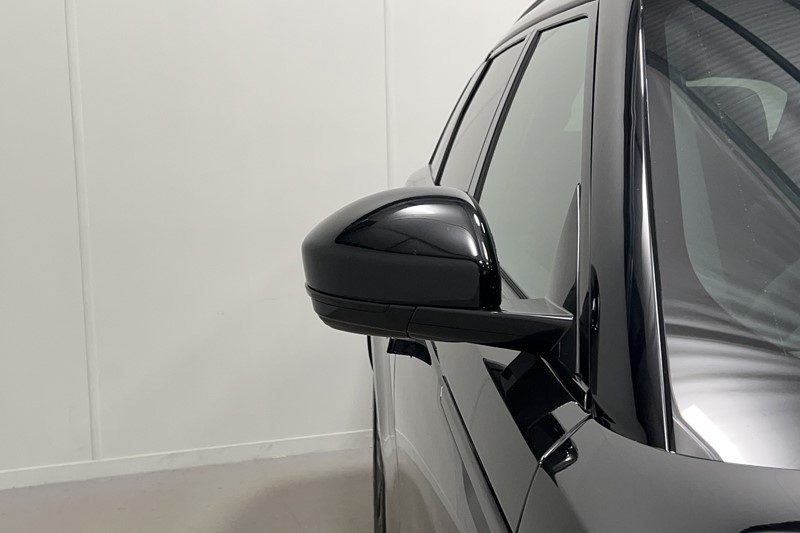 2025 (75) LAND ROVER RANGE ROVER VELAR 3.0 D300 MHEV Dynamic SE 5dr Auto 5653808