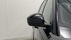 2025 (75) LAND ROVER RANGE ROVER VELAR 3.0 D300 MHEV Dynamic SE 5dr Auto 5653808