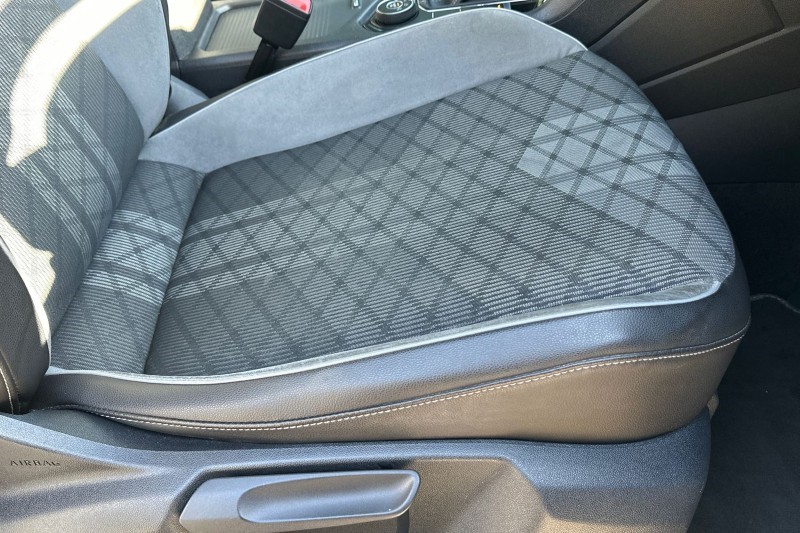 2021 (21) VOLKSWAGEN TIGUAN 2.0 TDI 4Motion R-Line 5dr DSG 5321029