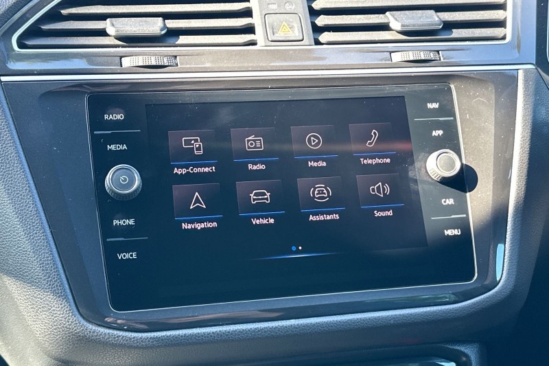 2021 (21) VOLKSWAGEN TIGUAN 2.0 TDI 4Motion R-Line 5dr DSG 5321036