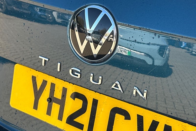 2021 (21) VOLKSWAGEN TIGUAN 2.0 TDI 4Motion R-Line 5dr DSG 5321052