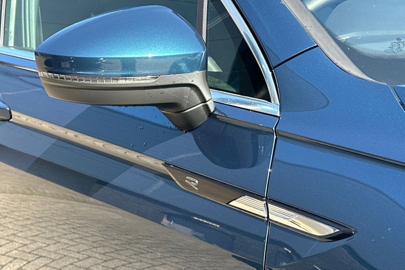 2021 (21) VOLKSWAGEN TIGUAN 2.0 TDI 4Motion R-Line 5dr DSG 5321053