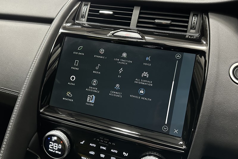 2024 (24) JAGUAR E-PACE 1.5 P300e R-Dynamic HSE Black 5dr Auto 4970371