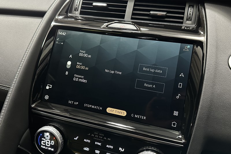 2024 (24) JAGUAR E-PACE 1.5 P300e R-Dynamic HSE Black 5dr Auto 4970375