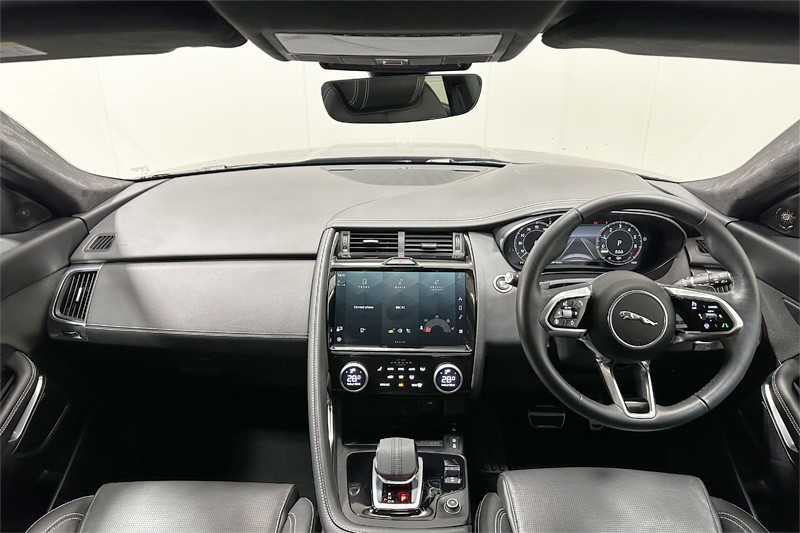 2024 (24) JAGUAR E-PACE 1.5 P300e R-Dynamic HSE Black 5dr Auto 4970349