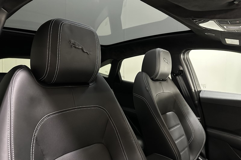 2024 (24) JAGUAR E-PACE 1.5 P300e R-Dynamic HSE Black 5dr Auto 4970360