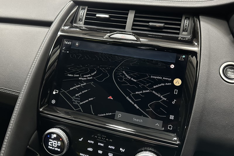 2024 (24) JAGUAR E-PACE 1.5 P300e R-Dynamic HSE Black 5dr Auto 4970368