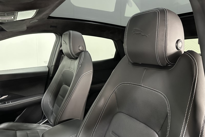 2024 (24) JAGUAR E-PACE 1.5 P300e R-Dynamic HSE Black 5dr Auto 4970379