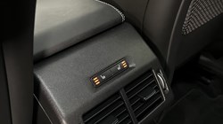 2024 (24) JAGUAR E-PACE 1.5 P300e R-Dynamic HSE Black 5dr Auto 4970383