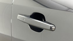 2024 (24) JAGUAR E-PACE 1.5 P300e R-Dynamic HSE Black 5dr Auto 4970390