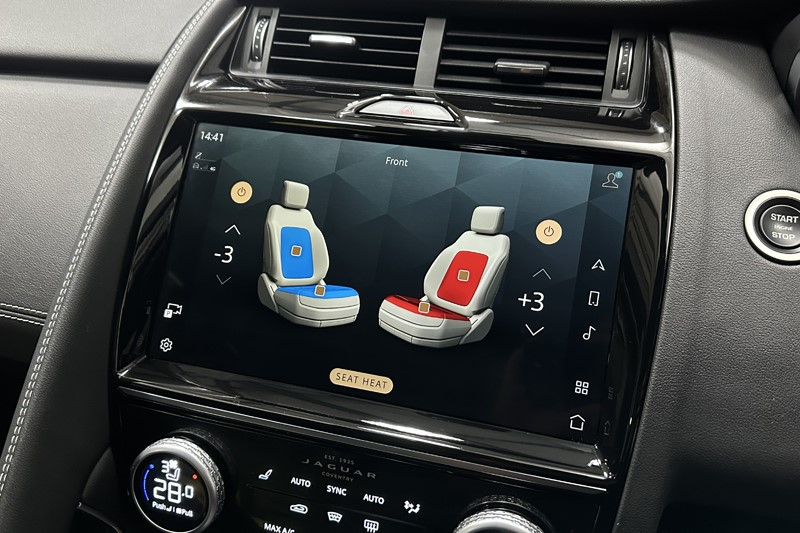 2024 (24) JAGUAR E-PACE 1.5 P300e R-Dynamic HSE Black 5dr Auto 4970372