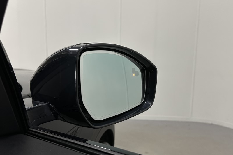 2024 (24) JAGUAR E-PACE 1.5 P300e R-Dynamic HSE Black 5dr Auto 4970356