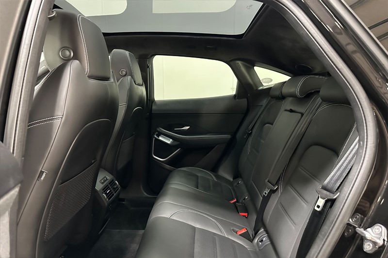 2024 (24) JAGUAR E-PACE 1.5 P300e R-Dynamic HSE Black 5dr Auto 4970344