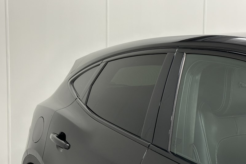 2024 (24) JAGUAR E-PACE 1.5 P300e R-Dynamic HSE Black 5dr Auto 4970389