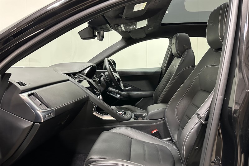 2024 (24) JAGUAR E-PACE 1.5 P300e R-Dynamic HSE Black 5dr Auto 4970343