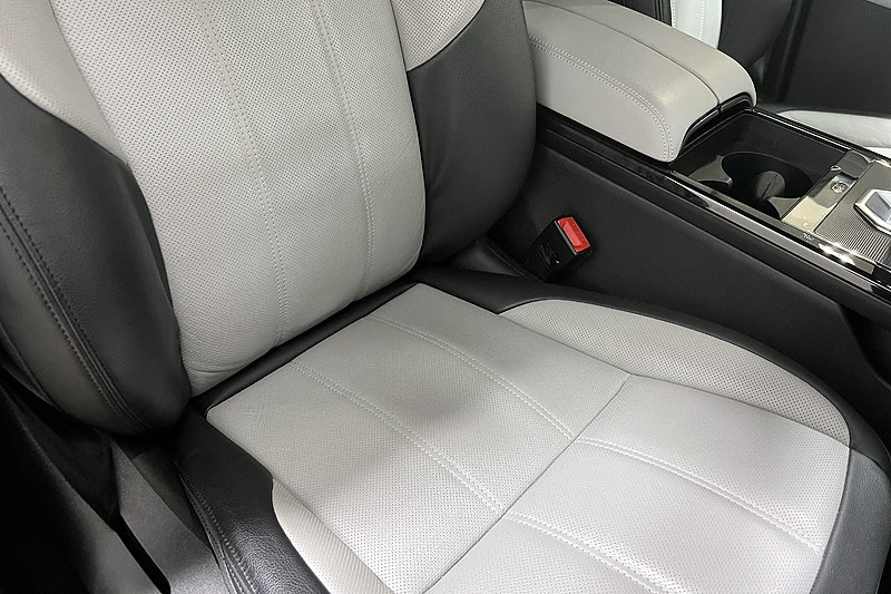 2022 (22) LAND ROVER RANGE ROVER EVOQUE 2.0 P250 R-Dynamic SE 5dr Auto 4950283