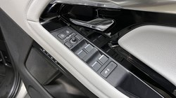 2022 (22) LAND ROVER RANGE ROVER EVOQUE 2.0 P250 R-Dynamic SE 5dr Auto 4950279