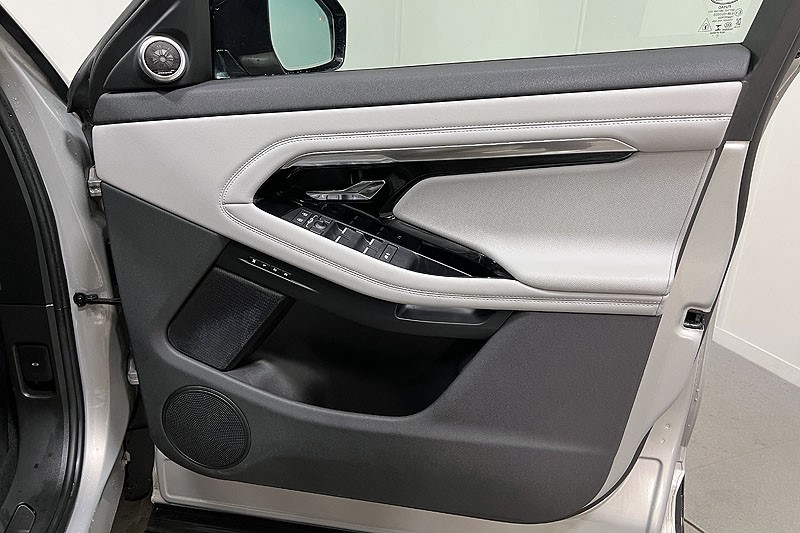 2022 (22) LAND ROVER RANGE ROVER EVOQUE 2.0 P250 R-Dynamic SE 5dr Auto 4950278