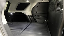 2023 (72) LAND ROVER COMMERCIAL DISCOVERY 3.0 D300 SE Commercial Auto 4936535