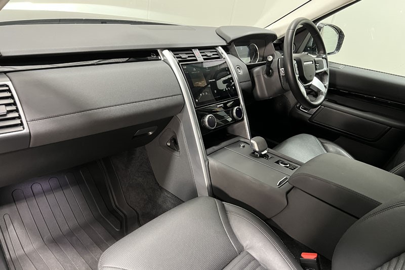 2023 (72) LAND ROVER COMMERCIAL DISCOVERY 3.0 D300 SE Commercial Auto 4936559