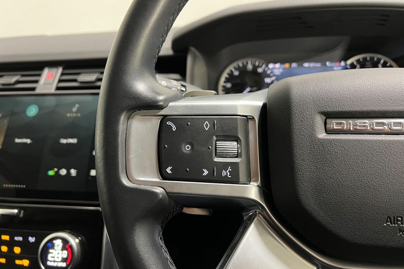 2023 (72) LAND ROVER COMMERCIAL DISCOVERY 3.0 D300 SE Commercial Auto 4936546