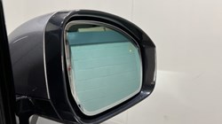 2023 (72) LAND ROVER COMMERCIAL DISCOVERY 3.0 D300 SE Commercial Auto 4936541